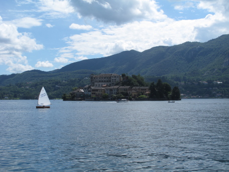 Isola di San Giulio 1.jpg