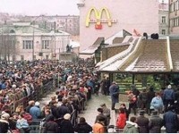 20 anni di Macdonald’s in Russia: Il sapore di quel primo panino.